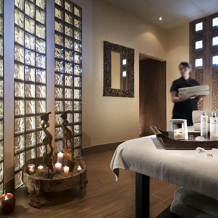 Hotel Le Hameau Du Kashmir Val Thorens