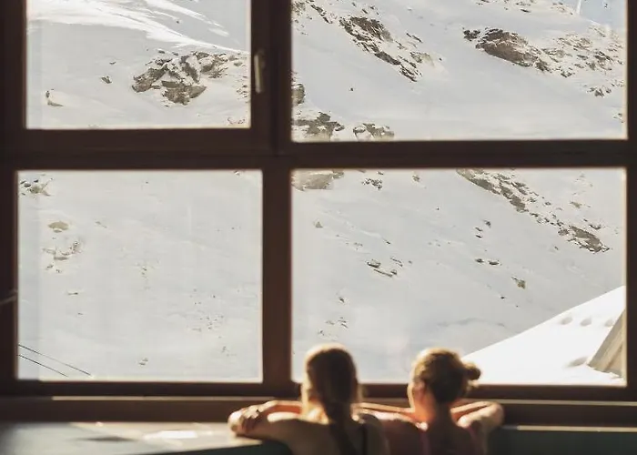 Le Hameau Du Kashmir Hotel