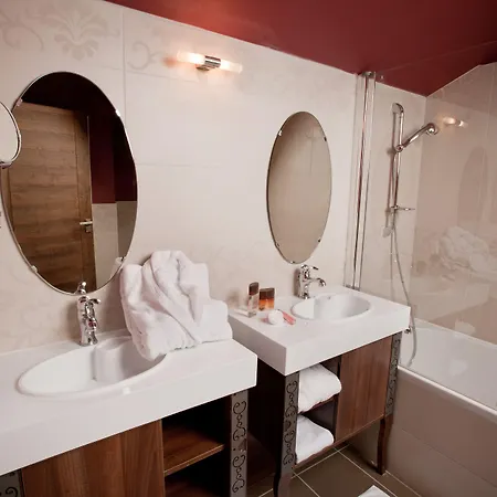 Le Hameau Du Kashmir Готель 4*