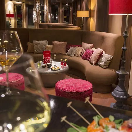 Le Hameau Du Kashmir מלון