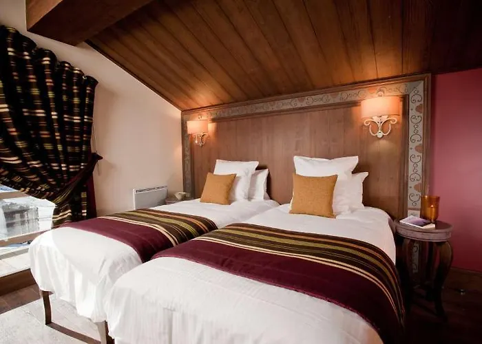 Hotel Le Hameau Du Kashmir 4*