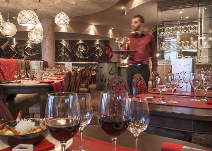 Hotel Le Hameau Du Kashmir 4*